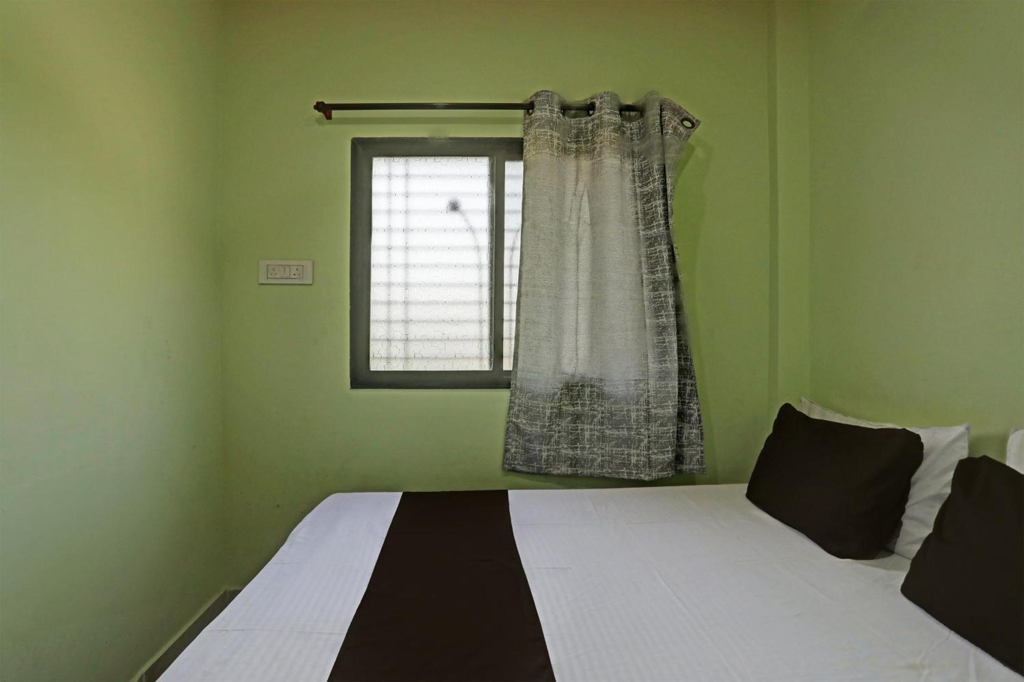 Spot On Hotel Leo Star Chandrapur Exterior photo
